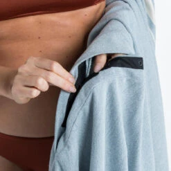 Serviette De Plage Poncho 190 X 190 Cm - Gris Bleu -Surf Fournitures Boutique serviette de plage poncho 190 x 190 cm gris bleu 9